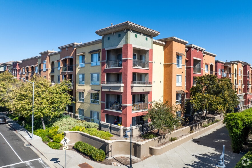 4800 Tassajara Rd, Dublin, CA à louer - Photo principale – Image 1 sur 40