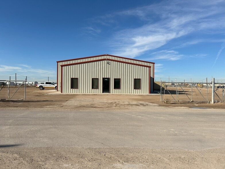 1463 Oil Mill Rd, Pecos, TX à louer - Photo principale – Image 1 sur 29