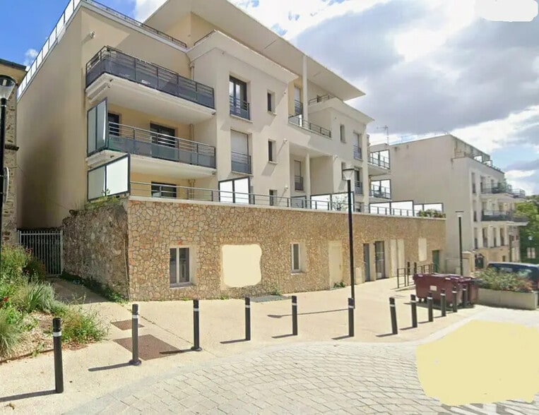 Local commercial dans Thorigny-sur-Marne à vendre - Photo de l’immeuble – Image 1 sur 10