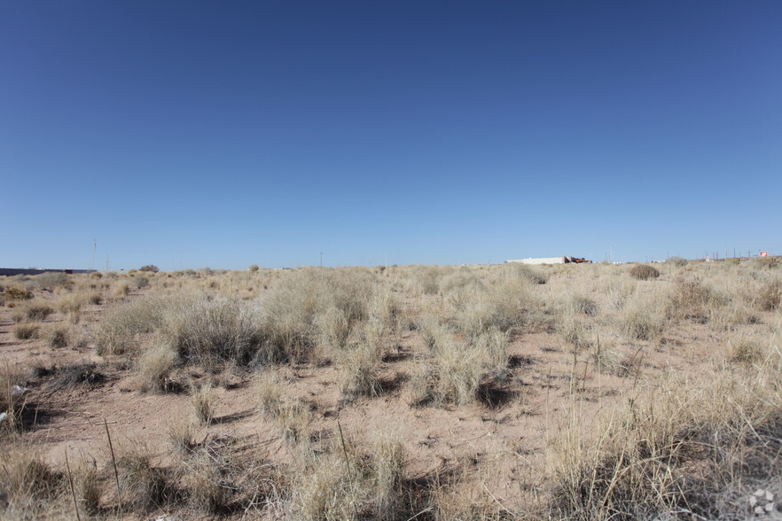 Jager Dr NE, Rio Rancho, NM à vendre - Photo de l’immeuble – Image 2 sur 4