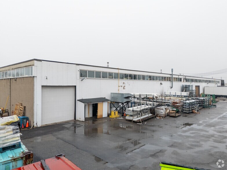 375 Green Rd, Hamilton, ON à louer - Photo de l’immeuble – Image 3 sur 3