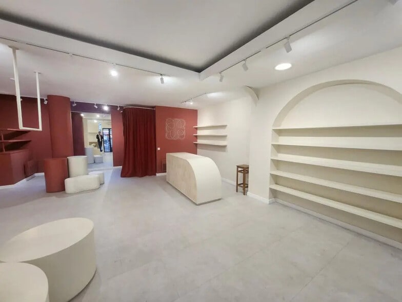 30 Rue D'Aboukir, Paris à louer - Photo de l’immeuble – Image 3 sur 13