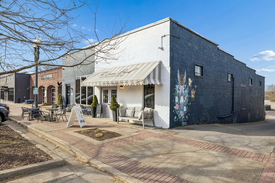 109 E 6th St, Columbia, TN à louer - Photo de l’immeuble – Image 2 sur 17