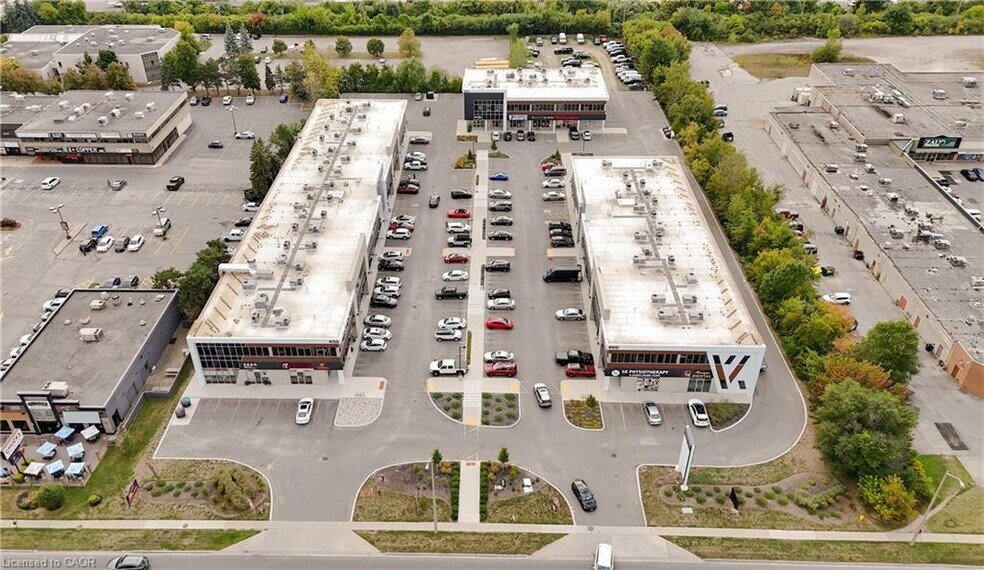 454 Hespeler Rd, Cambridge, ON à louer - Aérien – Image 2 sur 10