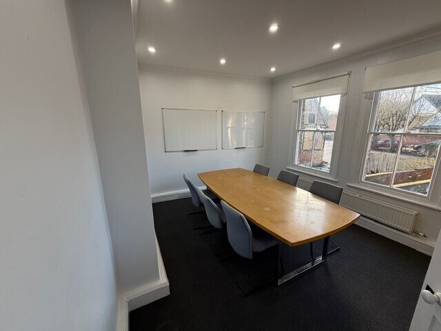 92 High St, Great Missenden à louer - Photo de l’immeuble – Image 3 sur 7