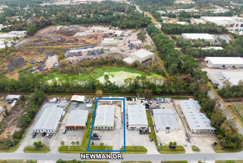 114 Newman Dr, Brunswick, GA à louer Aérien– Image 1 sur 8