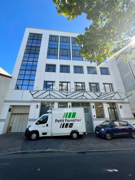 16 Rue Jules Ferry, Courbevoie à louer - Photo de l’immeuble – Image 1 sur 5