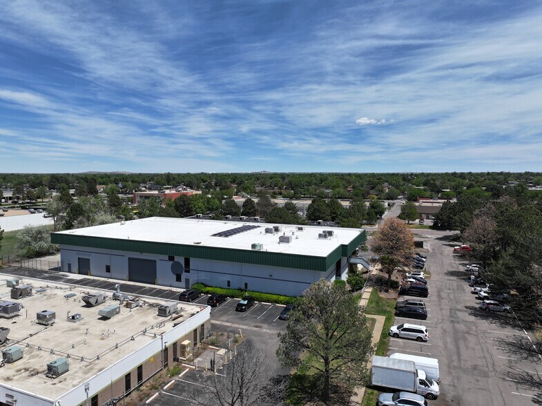 4780 Oakland St, Denver, CO à vendre - Photo de l’immeuble – Image 3 sur 22