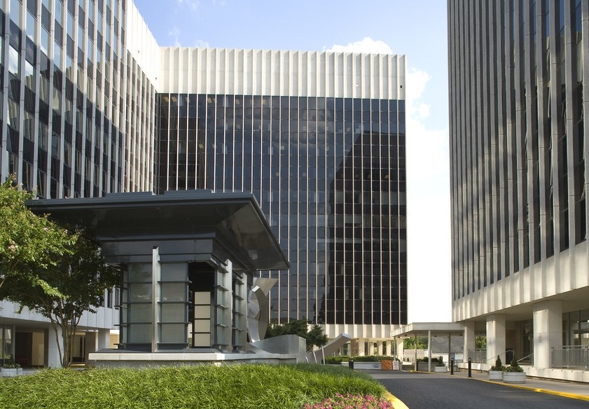 4350 East-West Hwy, Bethesda, MD à louer - Photo de l’immeuble – Image 1 sur 20