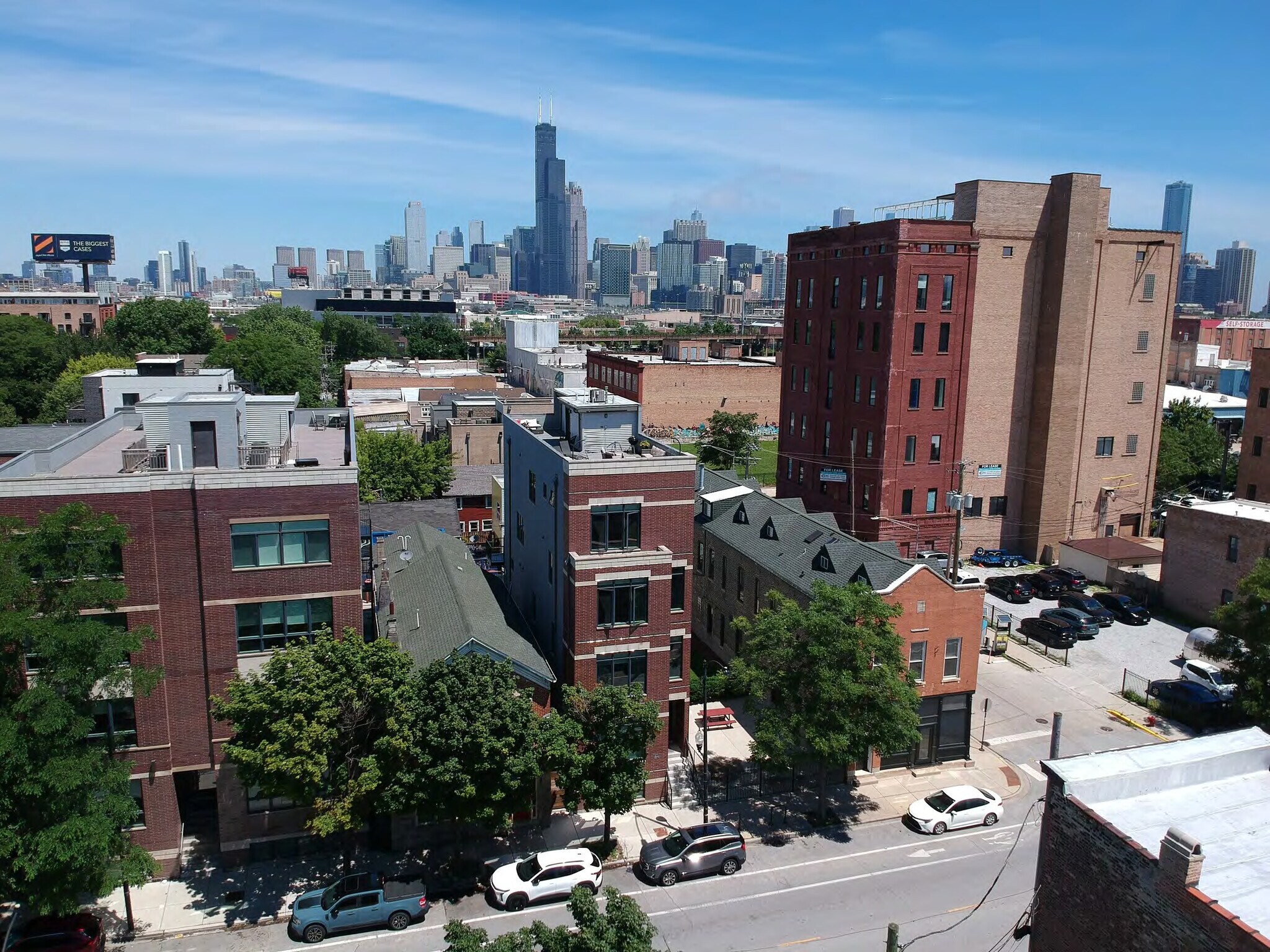 556 W 18th St, Chicago, IL à vendre Photo de l’immeuble– Image 1 sur 19