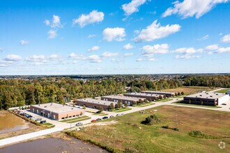 16049-16089 Leone Dr, Macomb Township, MI - VUE AÉRIENNE  vue de carte