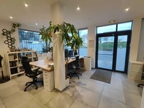 1365 Rue De La Boissière, Plaisir à louer Photo intérieure– Image 2 sur 6