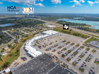 Plus de détails pour 9300 Emmett F Lowry Expy, Texas City, TX - Local commercial à louer