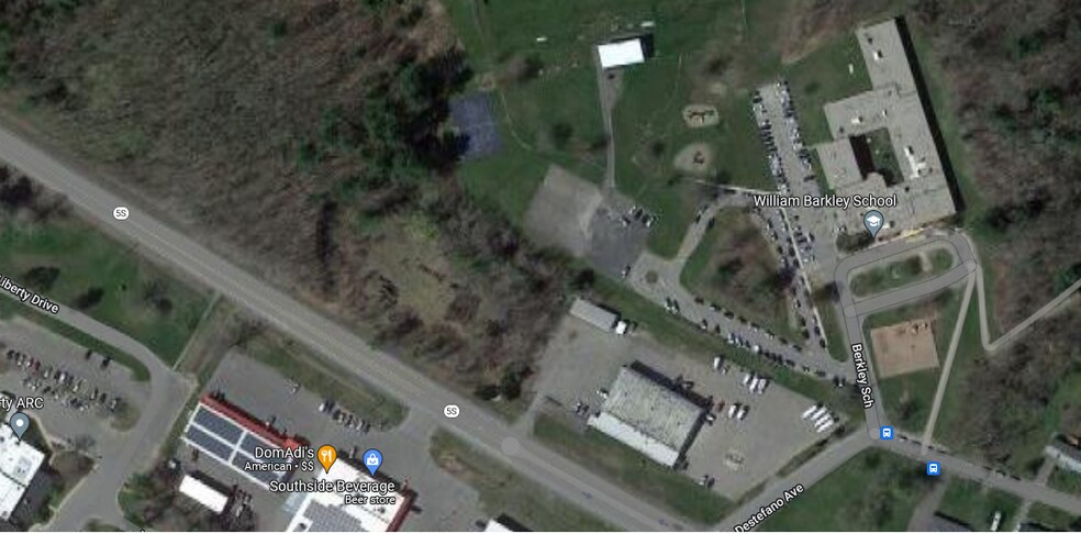 Vebraska, Amsterdam, NY à vendre - Photo de l’immeuble – Image 2 sur 3