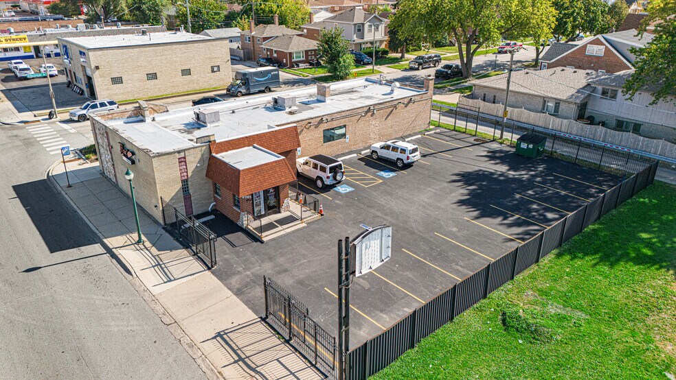 2701 W 87th St, Evergreen Park, IL à vendre - Aérien – Image 1 sur 13