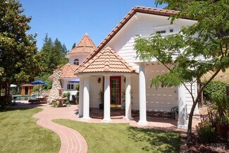 Plus de détails pour 19400 Scenic Dr, Redwood Valley, CA - Spécialisé à vendre