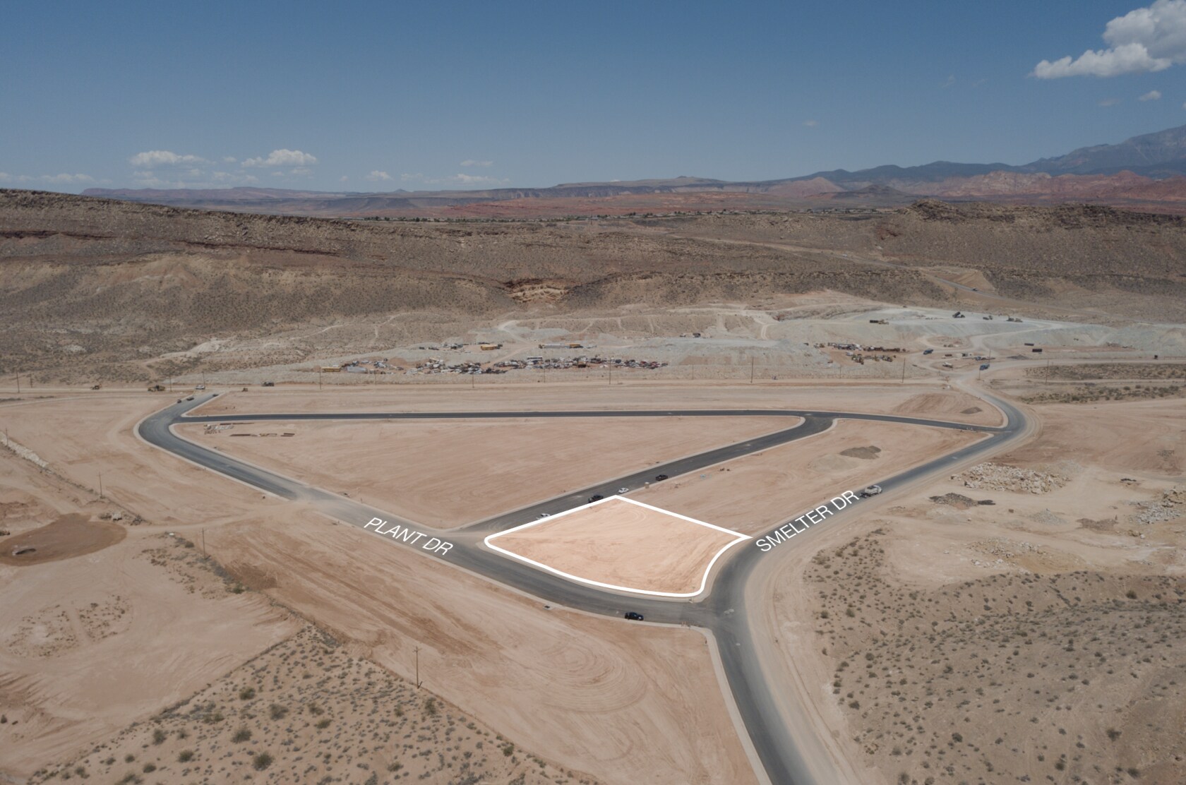 Plant Dr, Washington, UT à vendre Photo principale– Image 1 sur 3