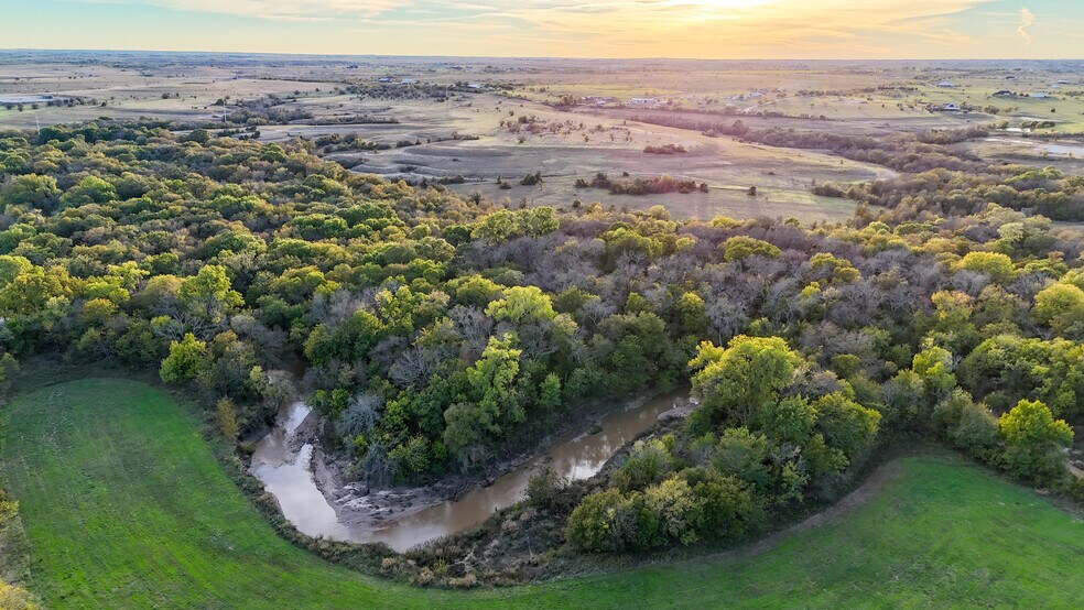 TBD Old Stoney Rd., Ponder, TX à vendre - Photo principale – Image 1 sur 28