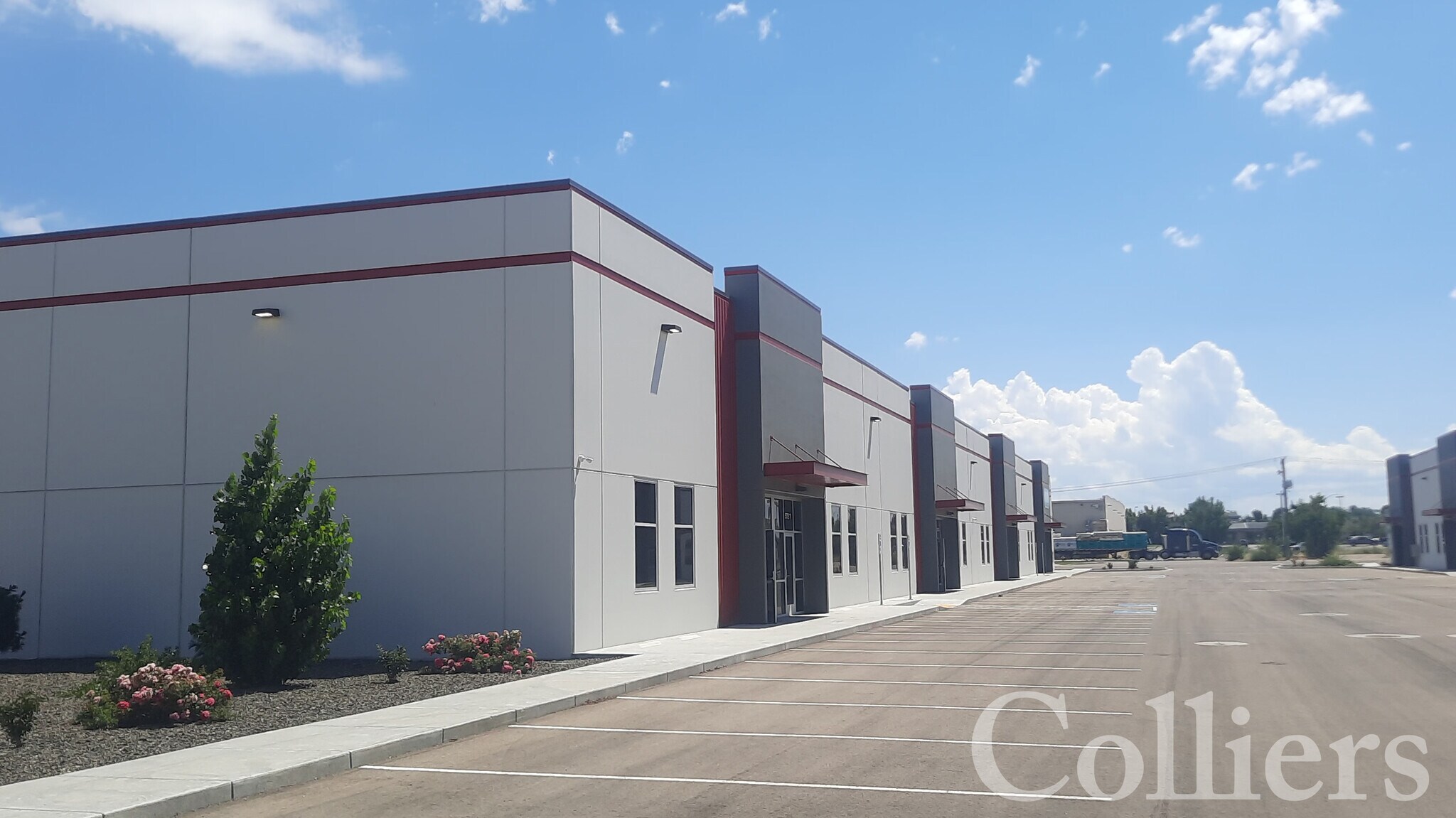 1410 W Karcher Rd, Nampa, ID à louer Photo de l’immeuble– Image 1 sur 6