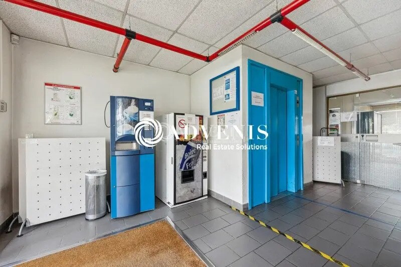 Bureau dans Noisiel à vendre - Photo de l’immeuble – Image 3 sur 11