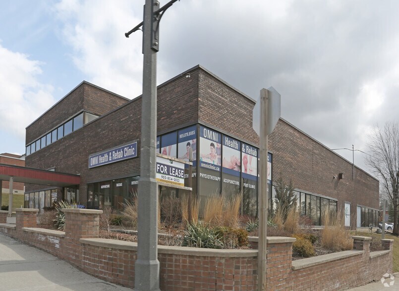310 Main St E, Milton, ON à louer - Photo principale – Image 1 sur 6