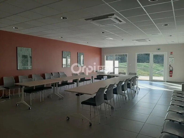 Bureau dans Valence à louer - Photo de l’immeuble – Image 2 sur 12