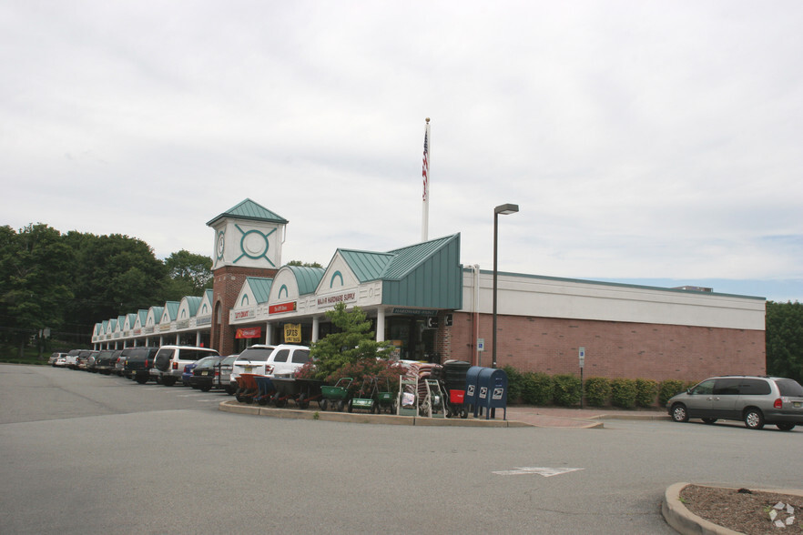 117-141 Hawkins Pl, Boonton, NJ à louer - Photo de l’immeuble – Image 2 sur 12