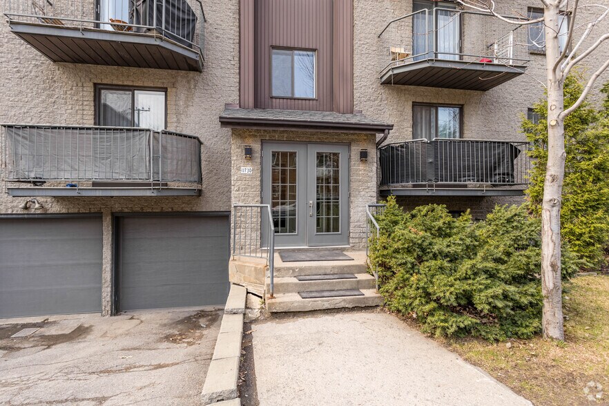 11730-11740 Rue Saint-Évariste, Montréal, QC à vendre - Photo de l’immeuble – Image 3 sur 4