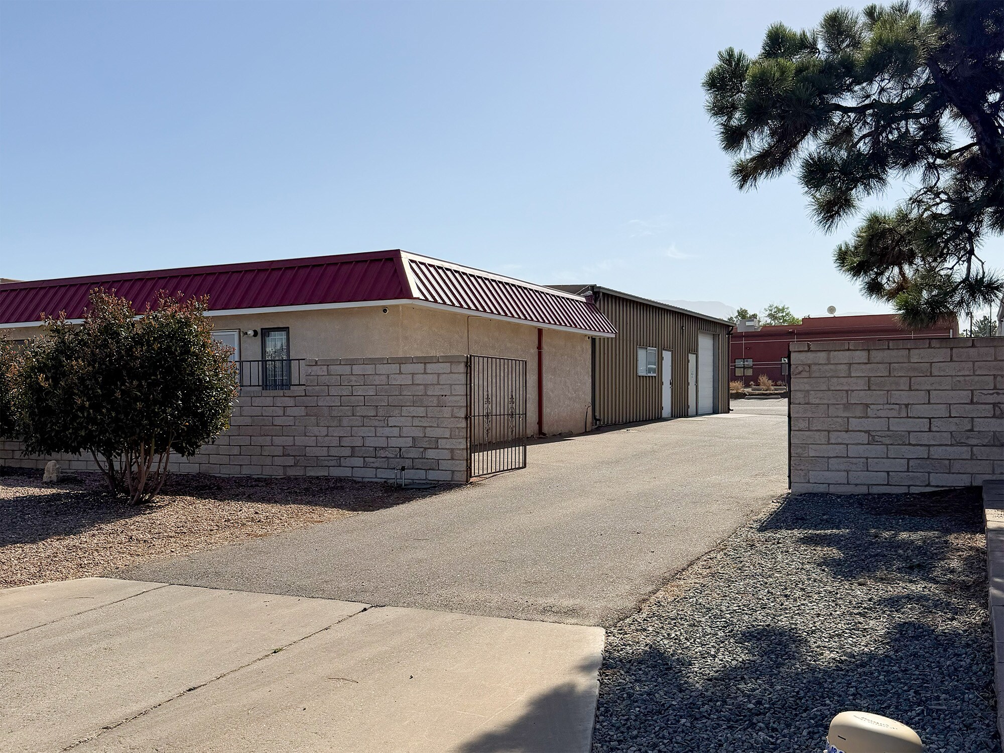 6822 Academy Parkway West NE, Albuquerque, NM à vendre Photo de l’immeuble– Image 1 sur 11