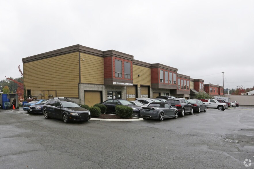 13620 NE 20th St, Bellevue, WA à louer - Photo de l’immeuble – Image 1 sur 8