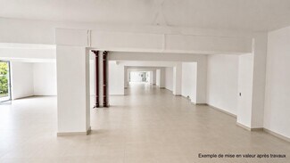 Plus de détails pour Local commercial à vendre