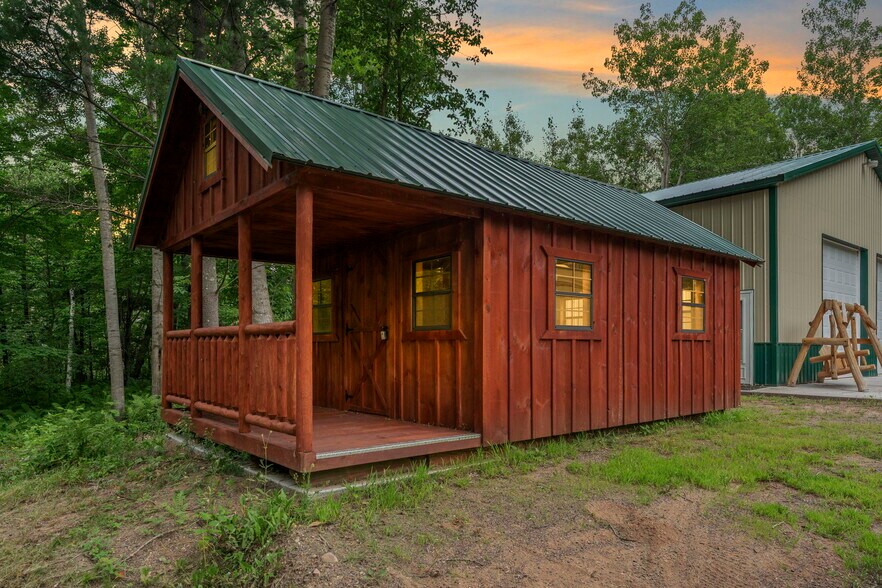 N2109 Sunset Pines Dr, Sarona, WI à vendre - Photo principale – Image 2 sur 64