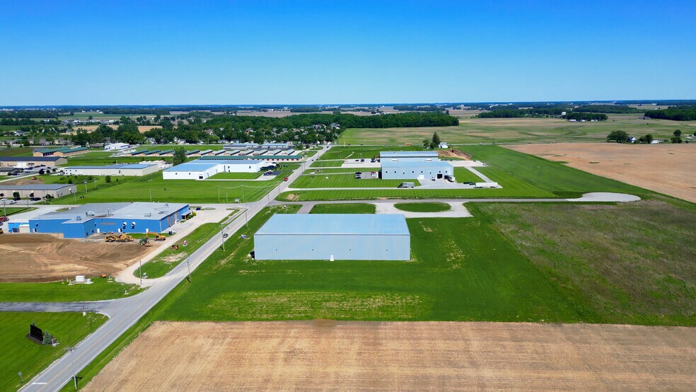 1820 Baker Drive, Ossian, IN à louer - Photo de l’immeuble – Image 2 sur 10