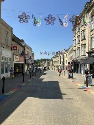 Plus de détails pour 30 High St, Chippenham - Local commercial à vendre