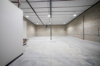 11201 49th St N, Clearwater, FL à louer Photo intérieure– Image 2 sur 7