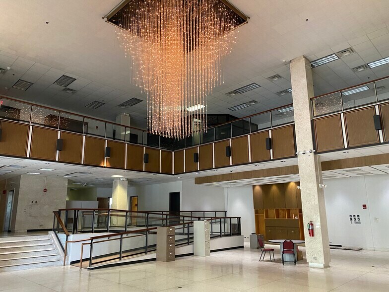 401 Texas St, Shreveport, LA à vendre - Photo de l’immeuble – Image 2 sur 123