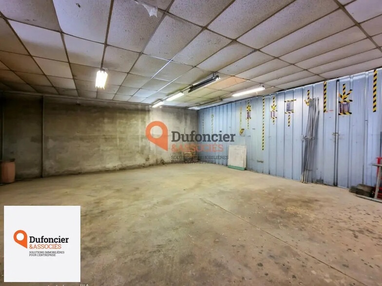 Industriel/Logistique dans Poitiers à louer - Photo de l’immeuble – Image 2 sur 7