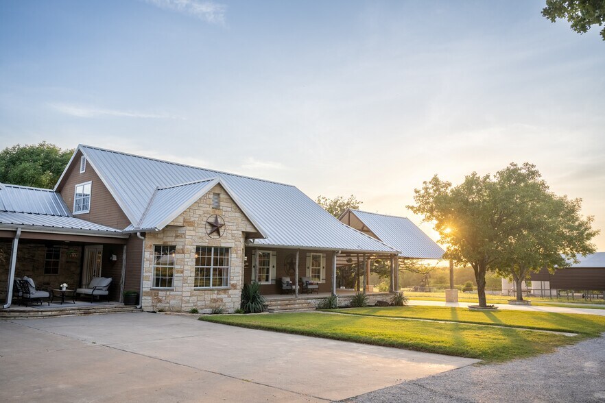 3112 Sunset School Rd, Sunset, TX à vendre - Photo de l’immeuble – Image 3 sur 64