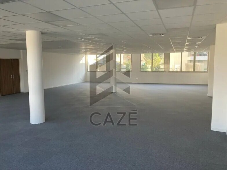 Bureau dans Angoulême à louer - Photo intérieure – Image 1 sur 5