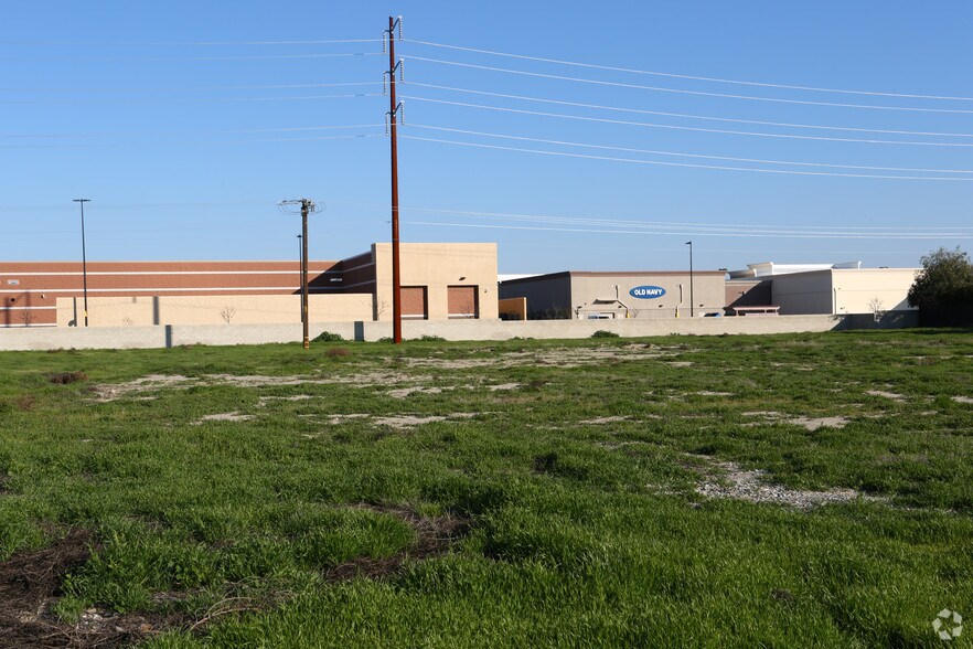 8503 Scobee St, Bakersfield, CA à vendre - Photo principale – Image 1 sur 6