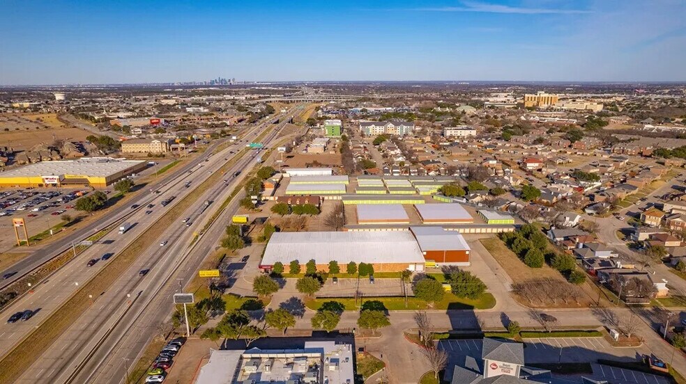 930 E Highway 67, Duncanville, TX à vendre - Photo de l’immeuble – Image 2 sur 5