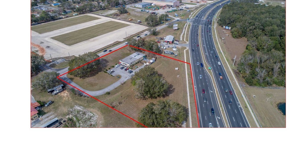619 N Dixie Ave, Fruitland Park, FL à vendre - Photo principale – Image 2 sur 32