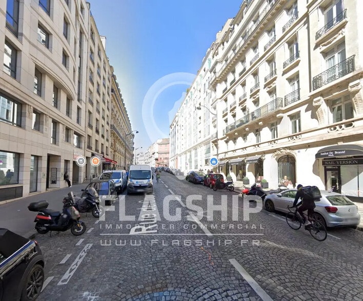 Bureau dans Paris à louer - Photo de l’immeuble – Image 1 sur 2