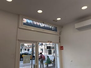 Local commercial dans Barcelone, Barcelona à louer Photo intérieure– Image 2 sur 15