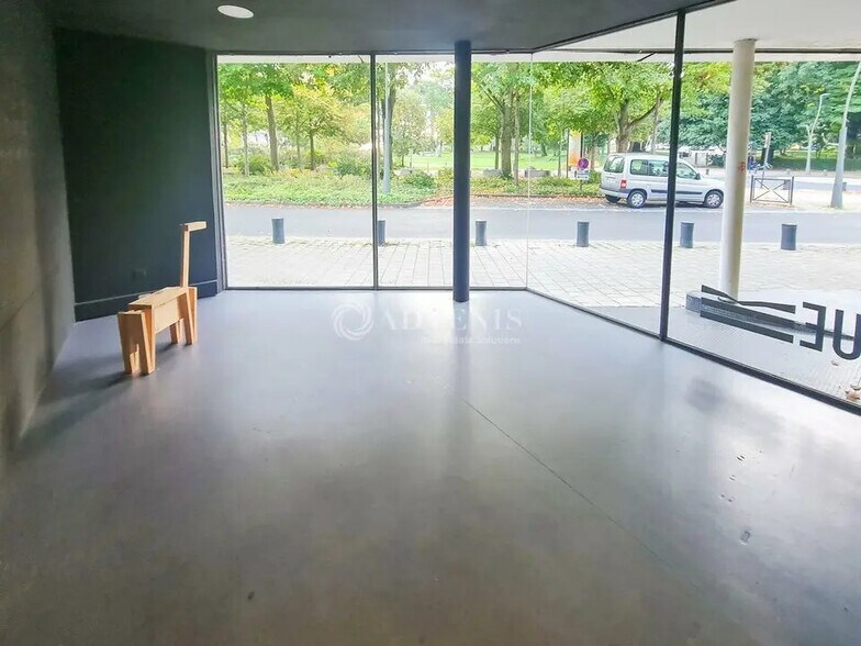 Bureau dans Saint-Brieuc à vendre - Photo de l’immeuble – Image 3 sur 11