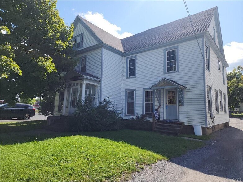 211-215 Clinton St, Watertown, NY à vendre - Photo de l’immeuble – Image 2 sur 21