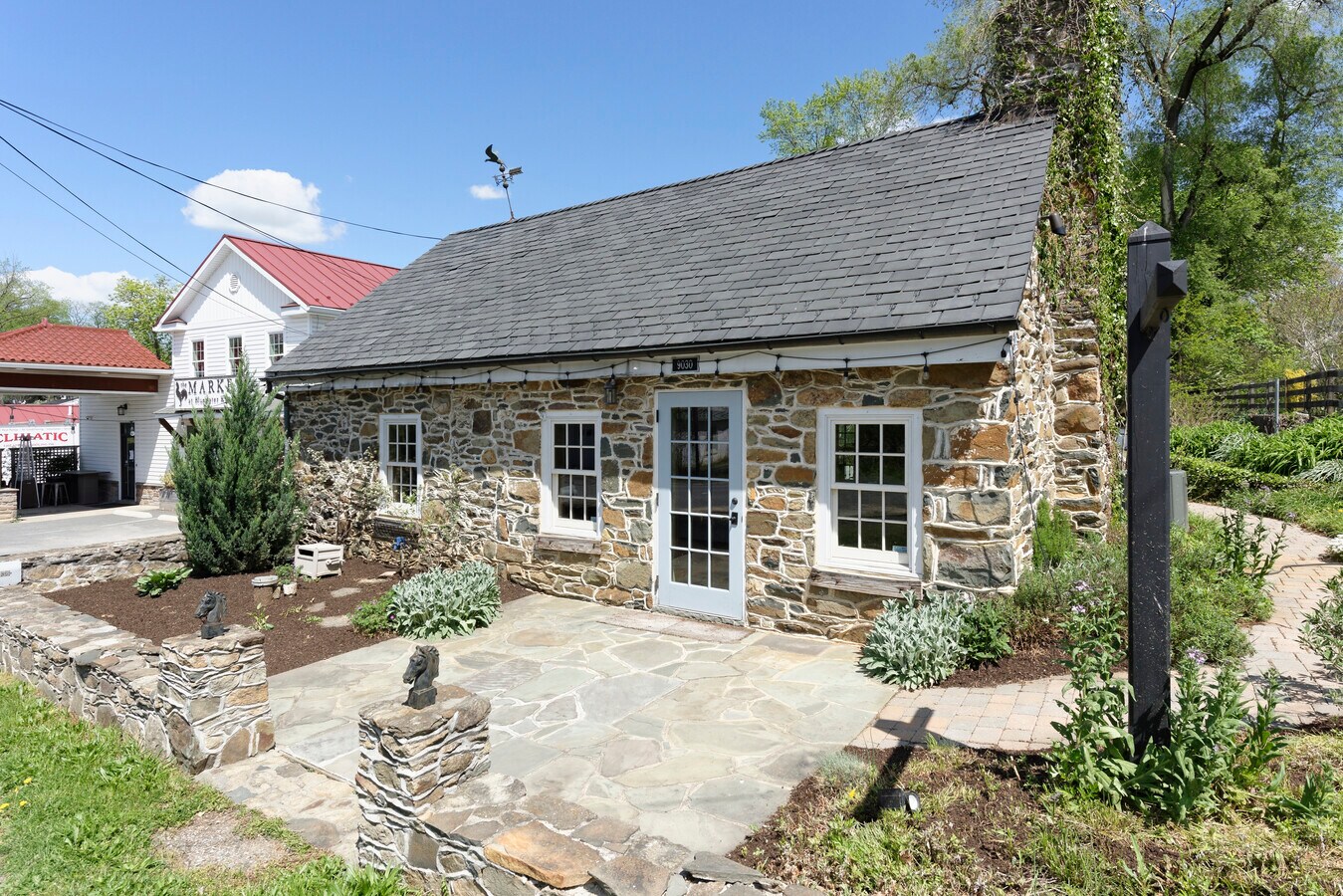 View Photo