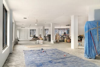 245 Wilson Ave, Brooklyn, NY à louer Photo intérieure– Image 2 sur 10