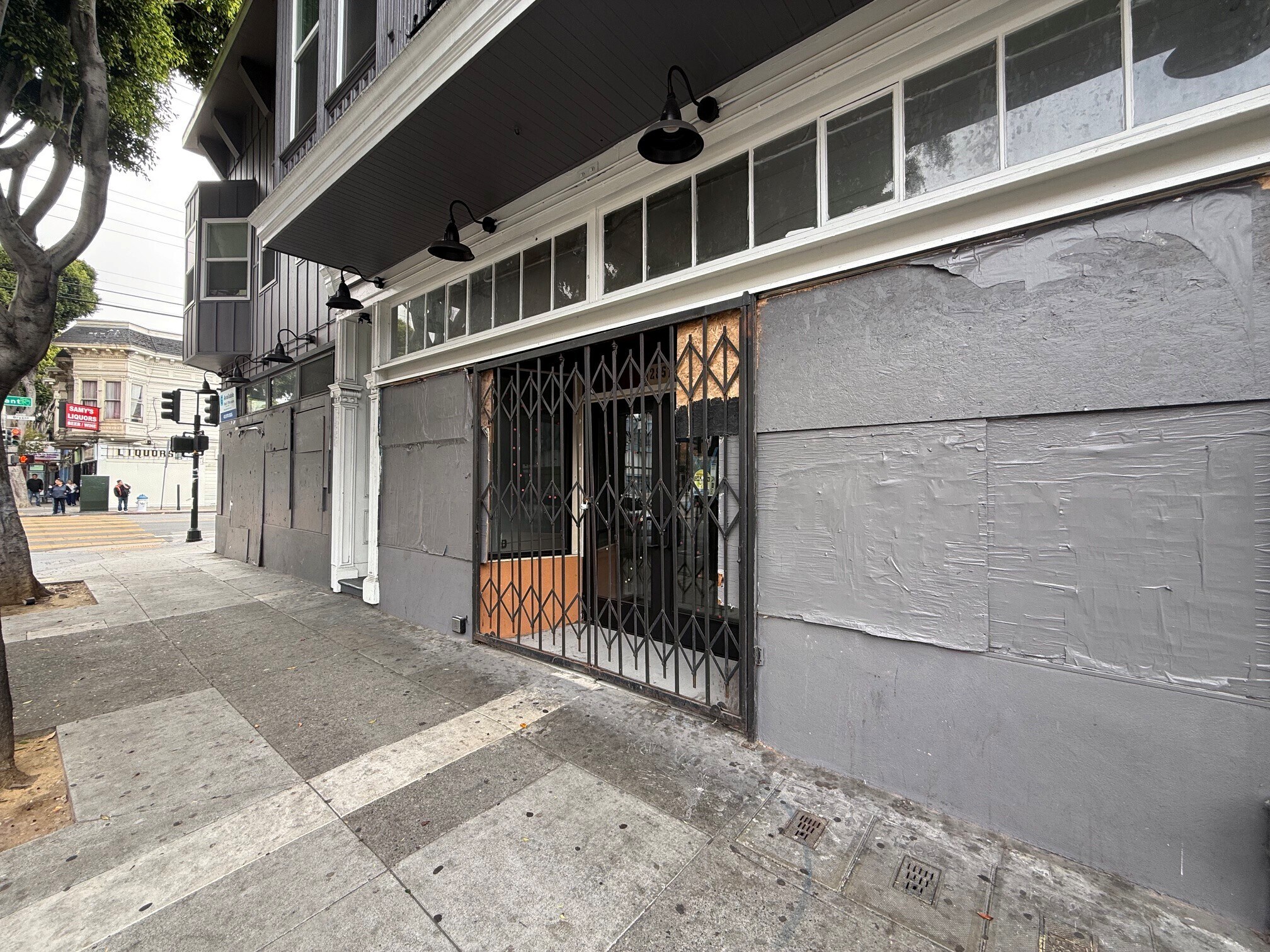 2851 24th St, San Francisco, CA à louer Photo de l’immeuble– Image 1 sur 5