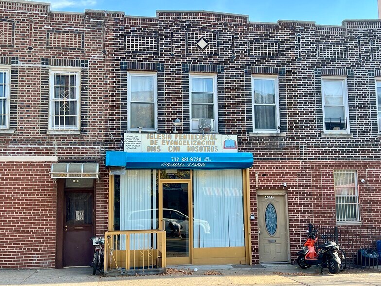 4605 7th Ave, Brooklyn, NY à vendre - Photo de l’immeuble – Image 1 sur 1